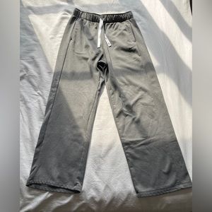 Nike Thermal Sweats Size Medium